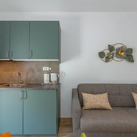 Center Ana Appartement *