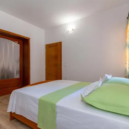 Appartement Center Ana *